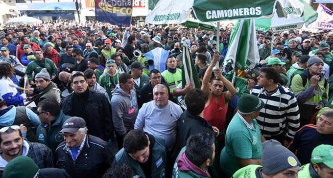 Paro nacional de gremios contra el ajuste y el acuerdo con el FMI