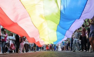 Mendoza entregó el primer DNI sin sexo