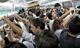¿Son los vagones divididos una solución contra el acoso?