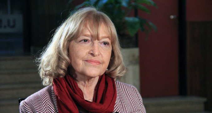 Adriana Puiggrós: “Las grandes corporaciones intervienen en la educación pública”