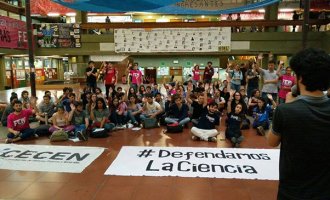 La pasión por hacer ciencia y defenderla
