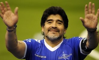 Feliz cumpleaños Diego: diez canciones para el 10
