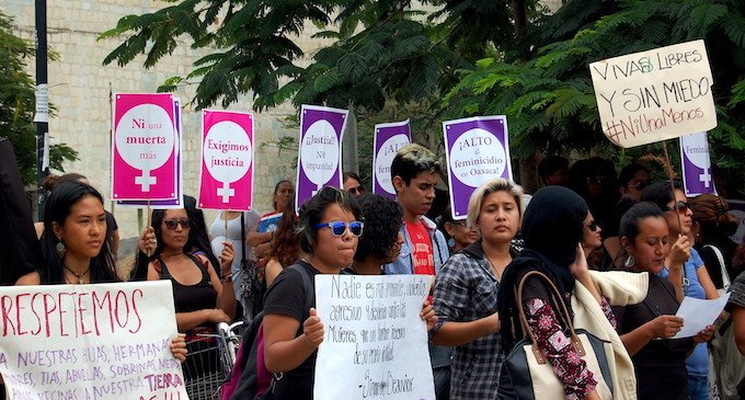 #NosotrasParamos movilizó a las mujeres en México