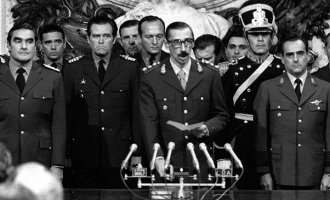 Francia desclasificará archivos sobre la dictadura argentina