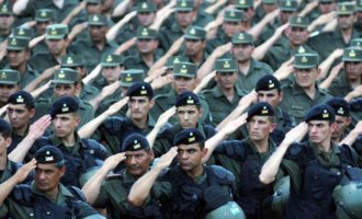 Estado policial, Estado maldito