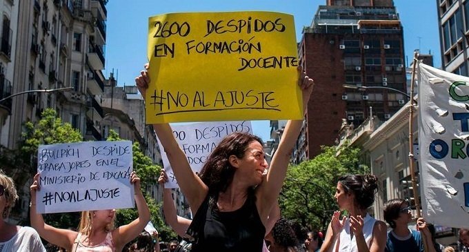Toma del Ministerio de Educación contra los despidos