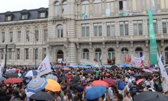 Se frenaron los despidos en el Ministerio de Educación