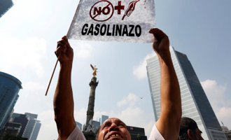 Protestas en todo México contra aumento en combustibles