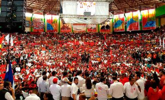 Se lanzó en Honduras un frente opositor liderado por Zelaya
