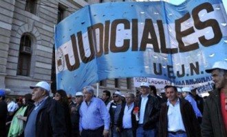 Paro de judiciales en rechazo al traspaso y la eliminación de la feria