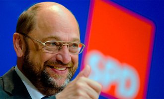 El crecimiento de los socialdemócratas pone en riesgo la reelección de Merkel