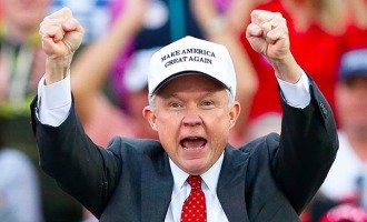 Rusia y Trump: Jeff Sessions protagoniza un nuevo capítulo