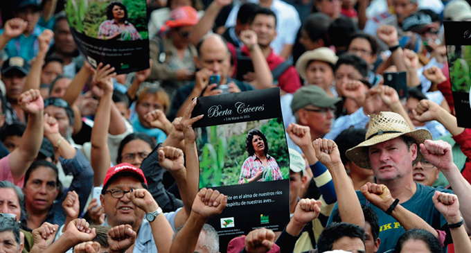 Revelan que asesinos de Berta Cáceres fueron entrenados en Estados Unidos