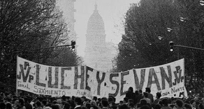 30 de marzo de 1982: “Luche y se van”