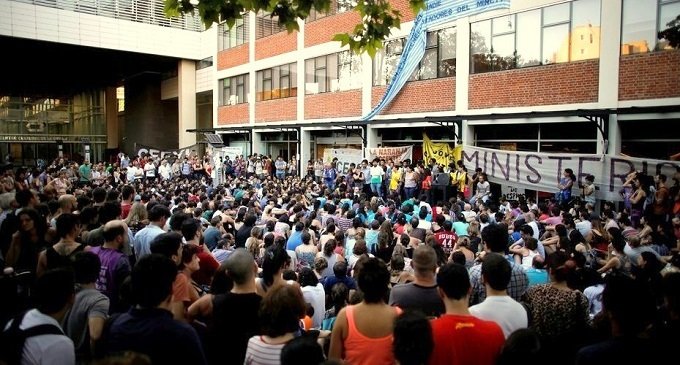 En cuatro meses no hay reinserción de los investigadores al CONICET
