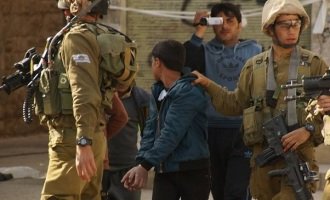 Más de 300 niños palestinos detenidos por Israel en tres meses