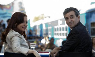 A fuerza de indefinición, Randazzo y Cristina acaparan la atención electoral