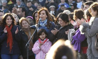 Ella y nosotras: el imán de Cristina