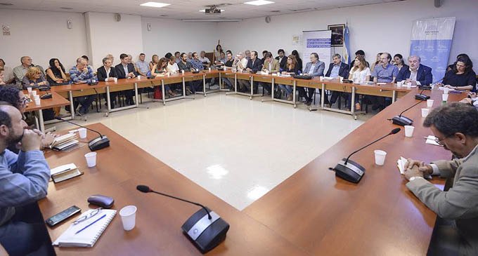 Buscan revertir el ajuste en Ciencia, desde el Congreso