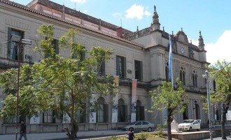Estudiantes de la UNL se suman al reclamo docente