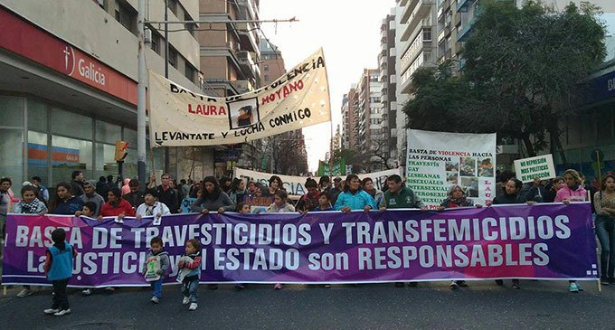 Córdoba se movilizó contra los travesticidios