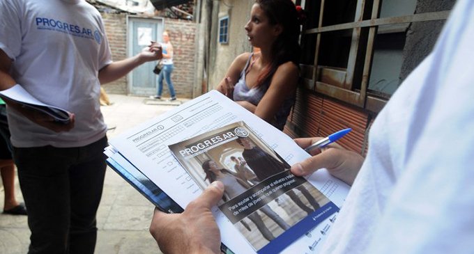 Estudiantes denuncian fuerte recorte en becas Progresar