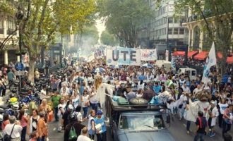 Docentes porteños paran el martes en reclamo por aumento de salarios