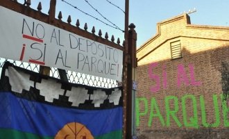 Bahía Blanca: quieren instalar una compactadora de autos en medio de un parque