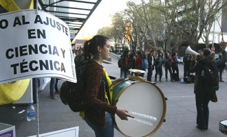 Nueva ocupación pacífica del Ministerio de Ciencia y Tecnología