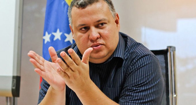 Reinaldo Iturriza: “Quien logre renovar más rápido su clase política llevará la ventaja”