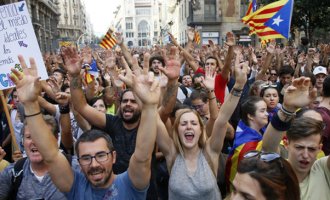 Protestas en Cataluña contra represión del referéndum