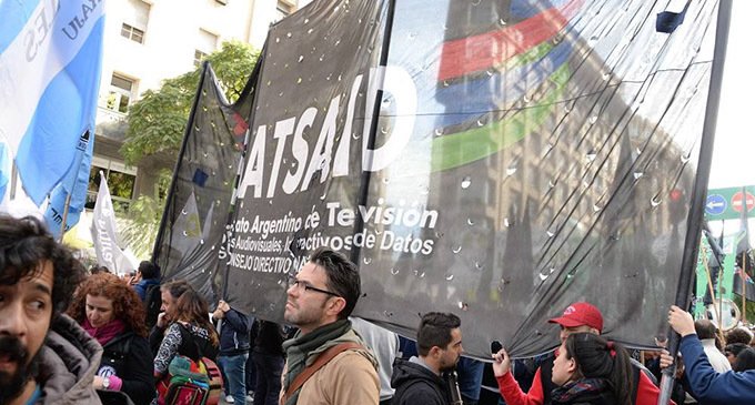 Movilización del SATSAID por salarios dignos
