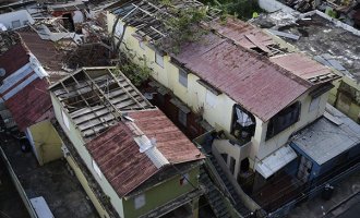 Puerto Rico devastado: la mitad de la población terminará el año sin luz