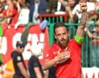 Deniz Naki: con el Che y Kurdistán a una cancha de fútbol
