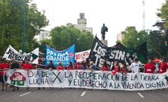 15 de enero: una caravana es…