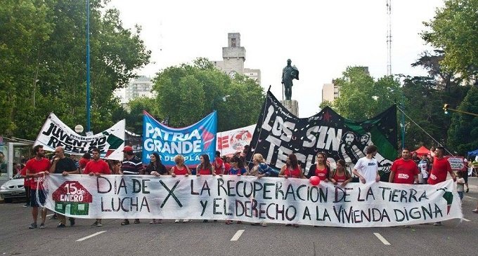 15 de enero: una caravana es…