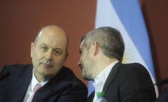 Una novela de ajustadores