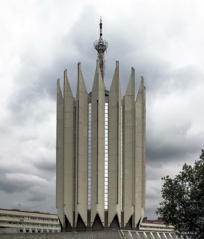 San Petesburgo, Rusia. Instituto de robótica (1986)
