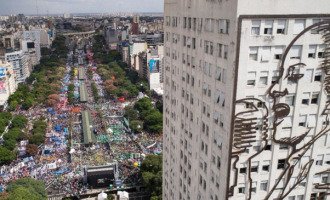 Hugo Moyano: “Este gobierno está hipotecando al país”