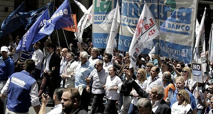 Paro contra la reforma de la caja jubilatoria del Banco Provincia