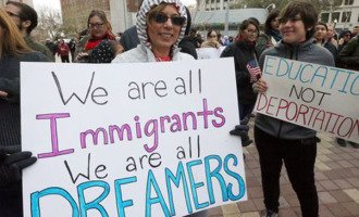 Revés para Trump: la Corte frena la deportación de “dreamers”