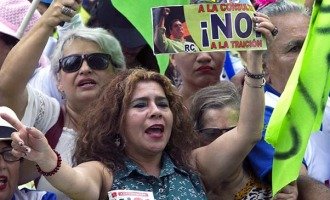 Ecuador: el referéndum que busca cerrar un ciclo