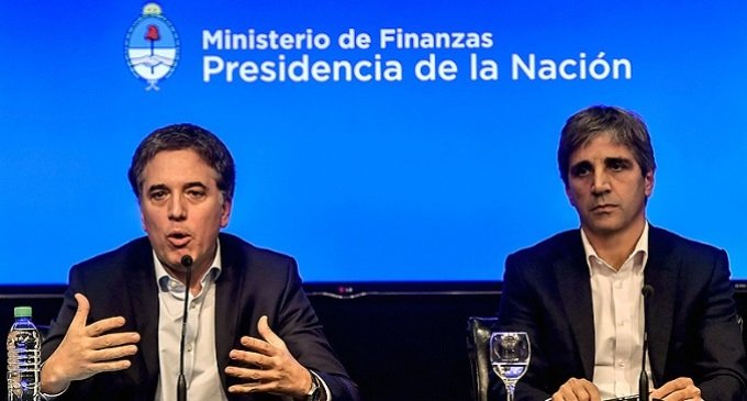Nicolás Dujovne: “No hay crisis, sí turbulencias”