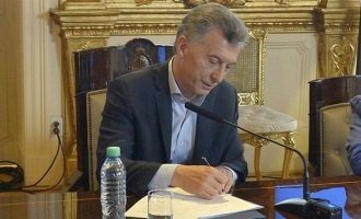 Cinco horas entre la aprobación de la ley antitarifazos y el veto
