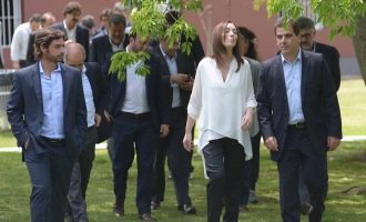 Claves para entender la disputa entre Vidal y los intendentes por los impuestos municipales