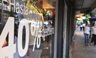 Cayó la venta minorista y se acentúa el desplome anual