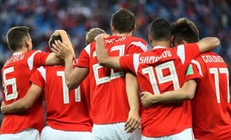 Rusia con un pie y medio en Octavos de Final