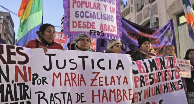 “El taxista aceleró tirando al piso a la compañera María Zelaya y le pasó por encima”