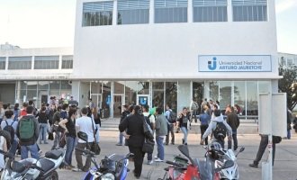 Leandro Bottinelli: “Creció 60% el ingreso de sectores populares a la universidad”