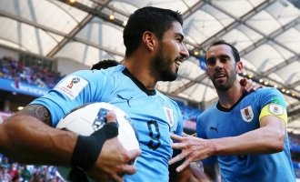 Sin que le sobre nada Uruguay está en Octavos de Final